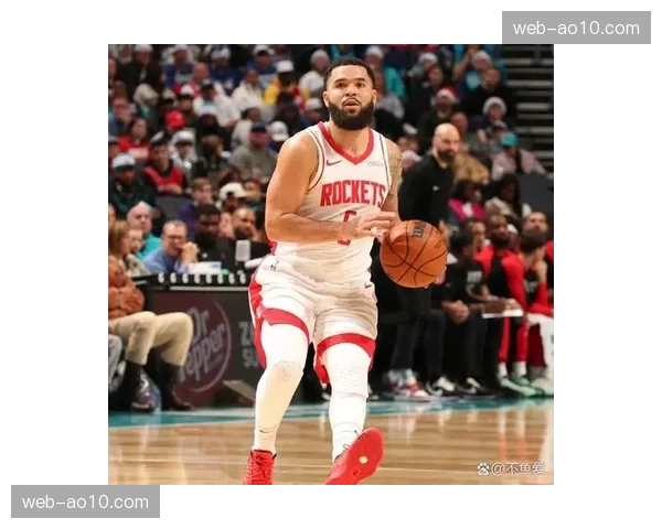 火箭被快船绝杀后排名下滑 防守强硬但进攻效率波动